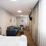 Otel Aquasun Family Sandanski