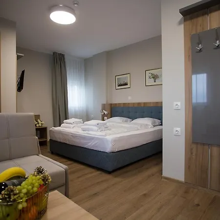 Aquasun Family فندق ساندانسكي