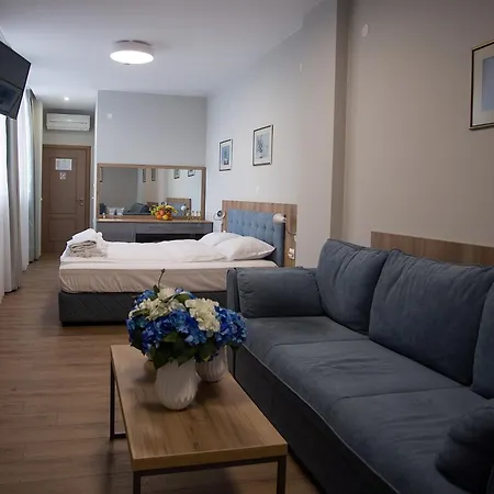 Aquasun Family מלון