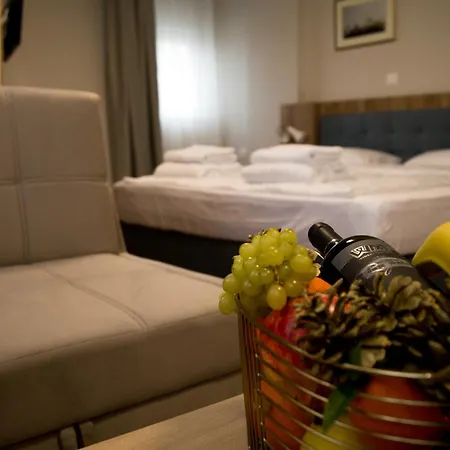 Aquasun Family מלון 3*