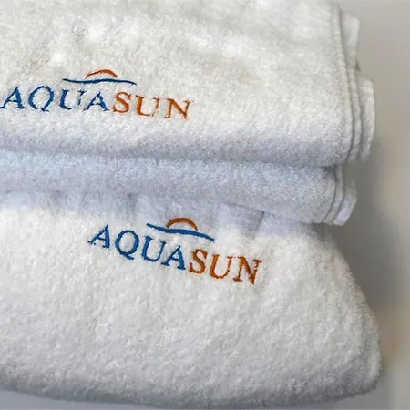 호텔 Aquasun Family