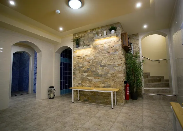 Aquasun Family Hotel 3*