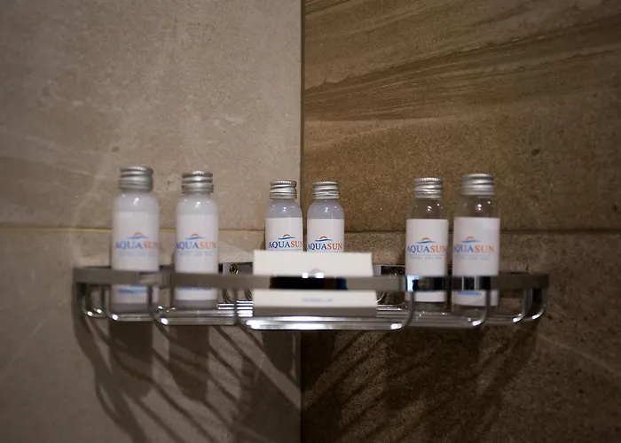 Aquasun Family Hotel 3*